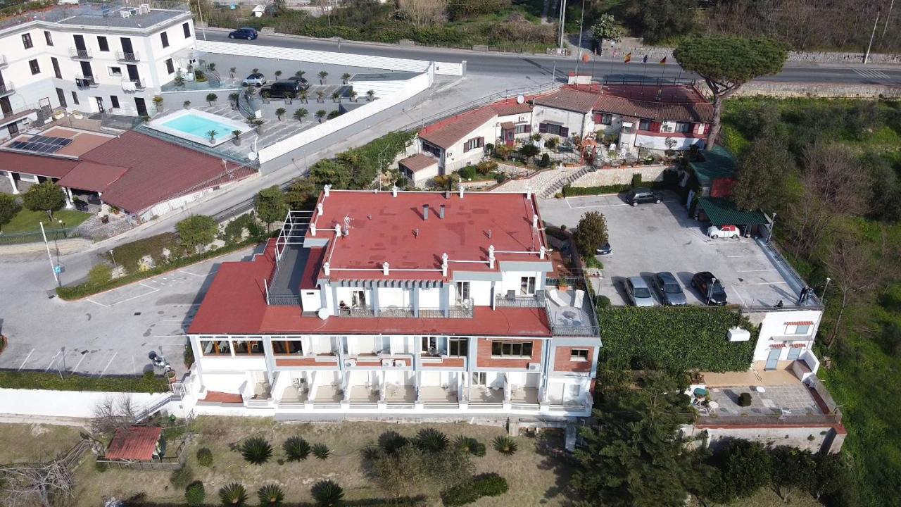 Mini Hotel Pozzuoli Exterior foto