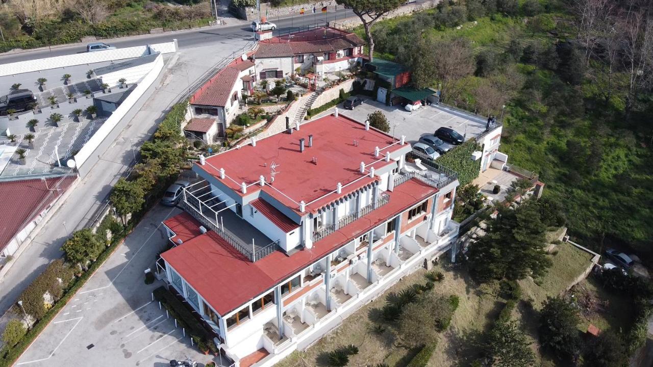 Mini Hotel Pozzuoli Exterior foto