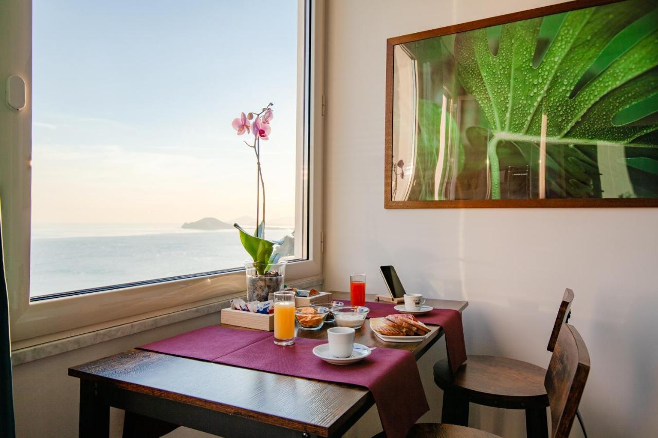 Mini Hotel Pozzuoli Exterior foto