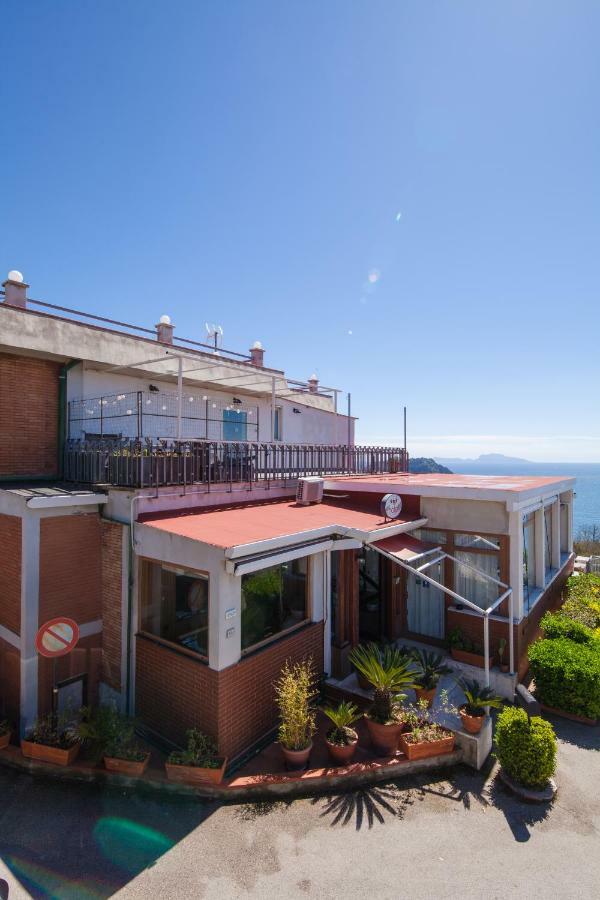 Mini Hotel Pozzuoli Exterior foto