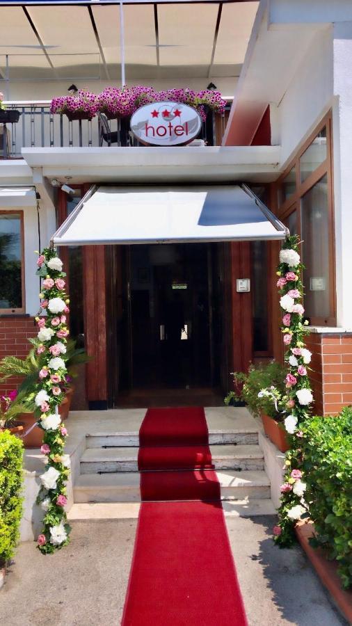 Mini Hotel Pozzuoli Exterior foto